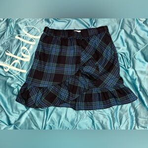 Blue/green plaid skirt. Free Assembly. Size XXL (18). Never worn, but thrifted.